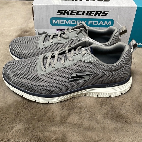 Skechers - Men’s Flex - Lite Running Shoes - Picture 9 of 9